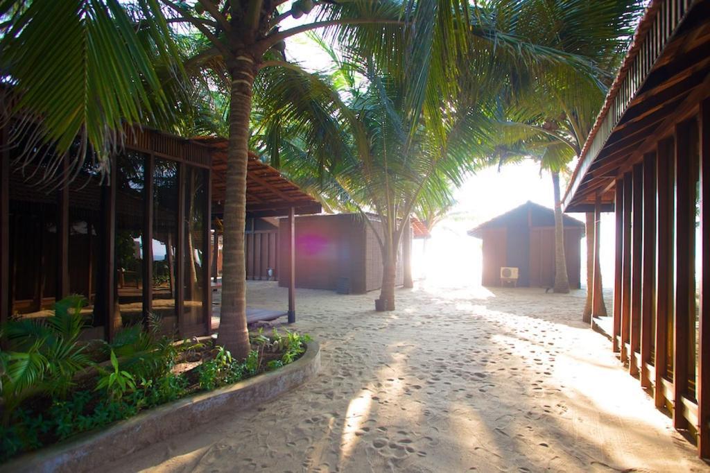 Dunhill Beach Resort أغوندا المظهر الخارجي الصورة