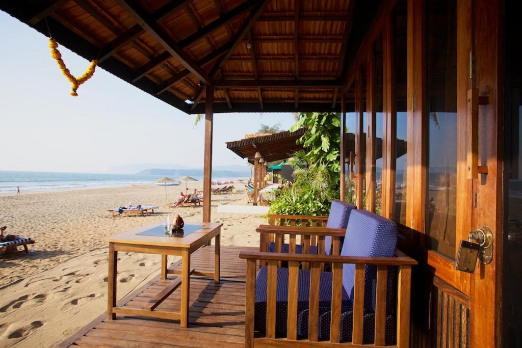 Dunhill Beach Resort أغوندا المظهر الخارجي الصورة